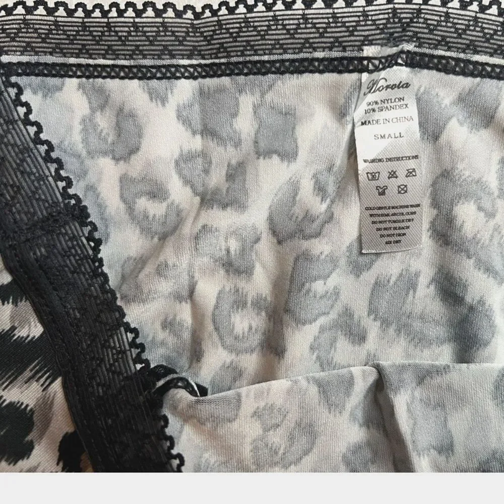 New Bikini Brief Lace Accent Animal Big Cat Small Panties Underwear NWOT